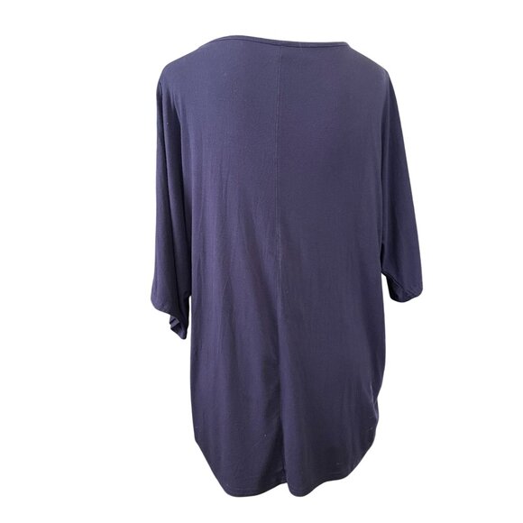 Plus size V-neck ruched 1/2 sleeve navy top stretch flattering - Picture 6 of 6